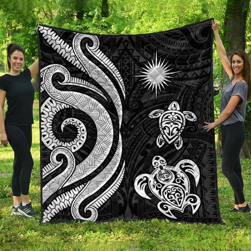 Marshall Islands Premium Quilt - White Tentacle Turtle