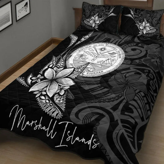 Marshall Islands Quilt Bed Set - Fish With Plumeria Flowers Style
