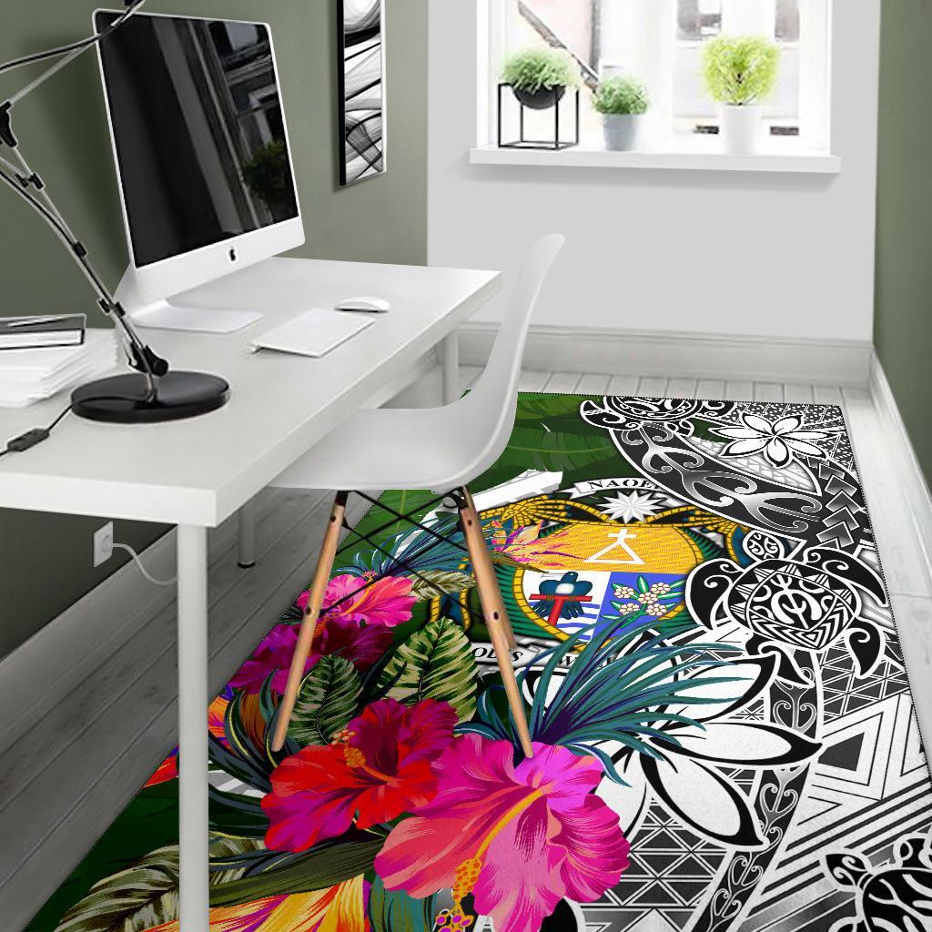 Nauru Area Rug White - Turtle Plumeria Banana Leaf Crest