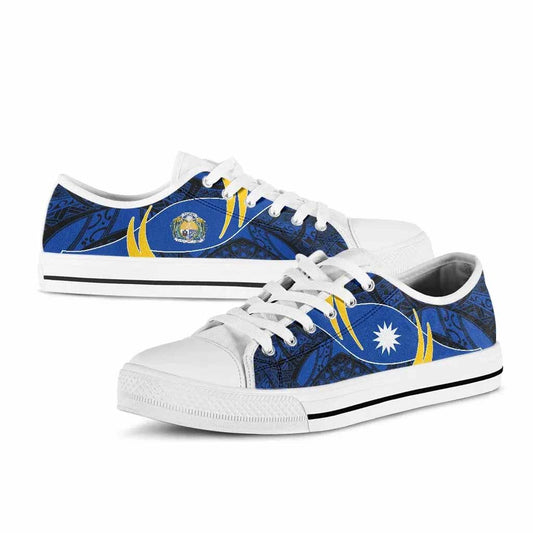 Nauru Low Top Shoes - Symmetrical Lines