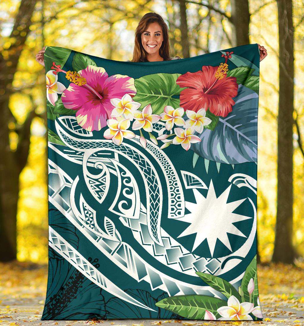 Nauru Polynesian Premium Blanket - Summer Plumeria (Turquoise)