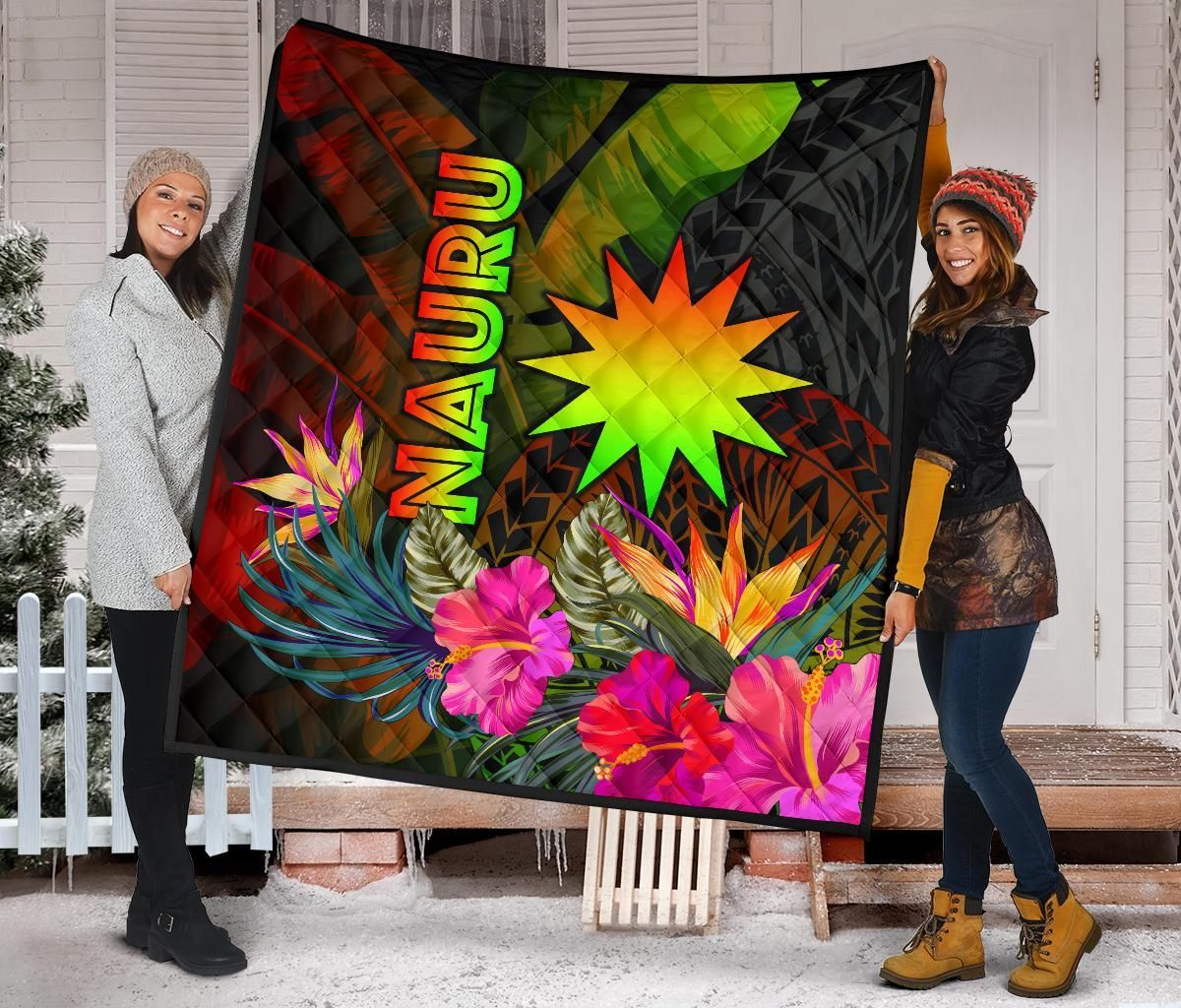 Nauru Polynesian Premium Quilt -  Hibiscus and Banana Leaves