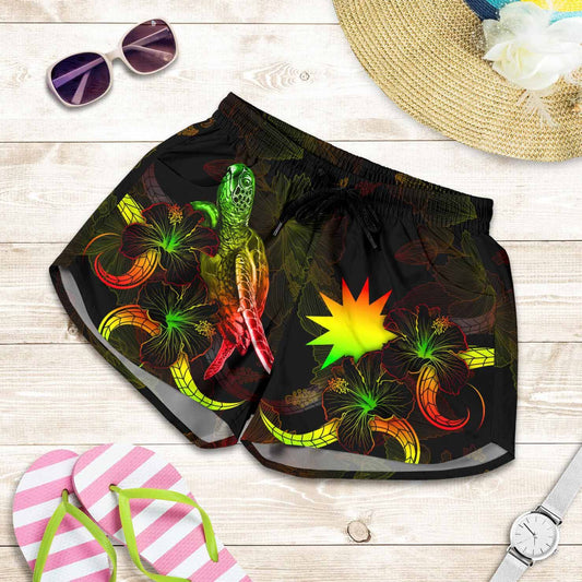 Nauru Polynesian Women Shorts - Turtle With Blooming Hibiscus Reggae