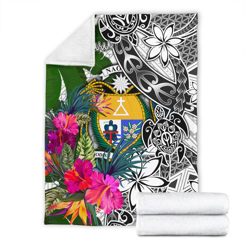 Nauru Premium Blanket White - Turtle Plumeria Banana Leaf Crest