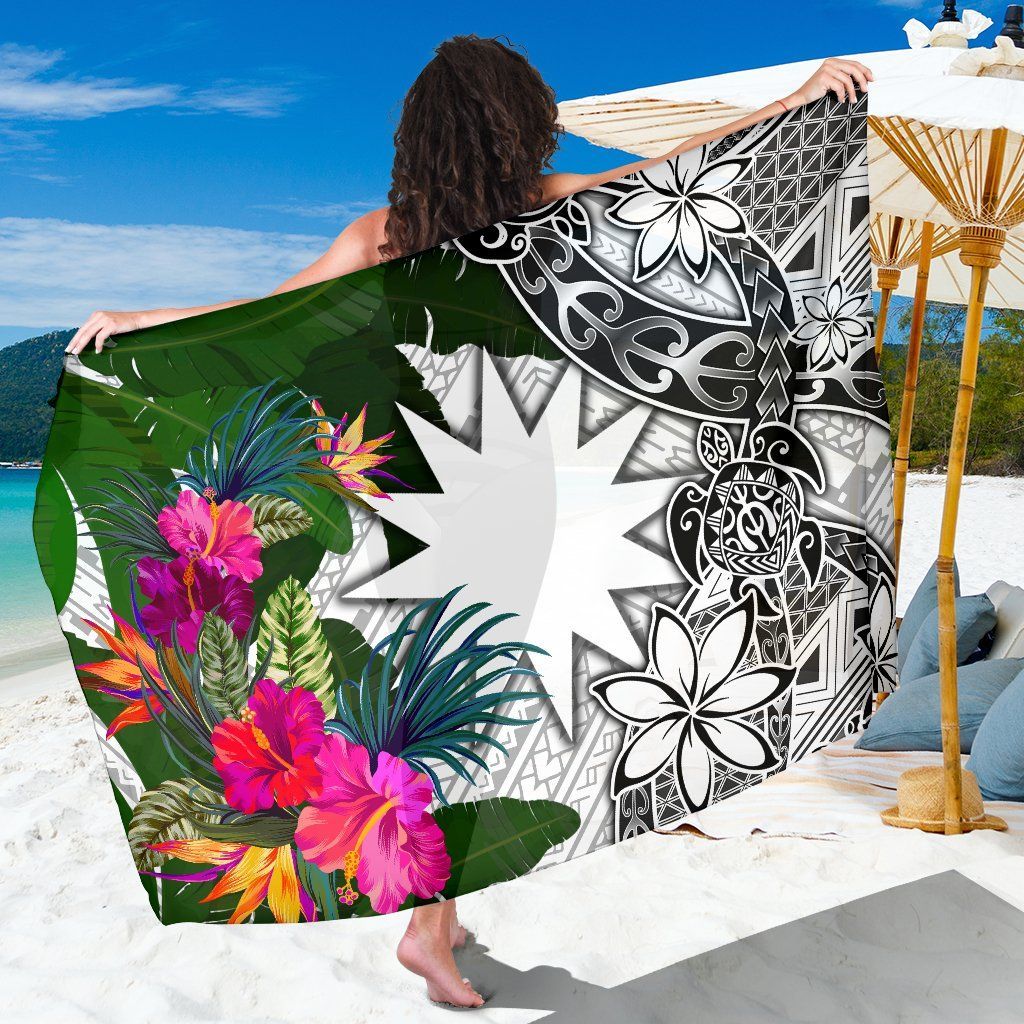 Nauru Sarong White - Turtle Plumeria Banana Leaf