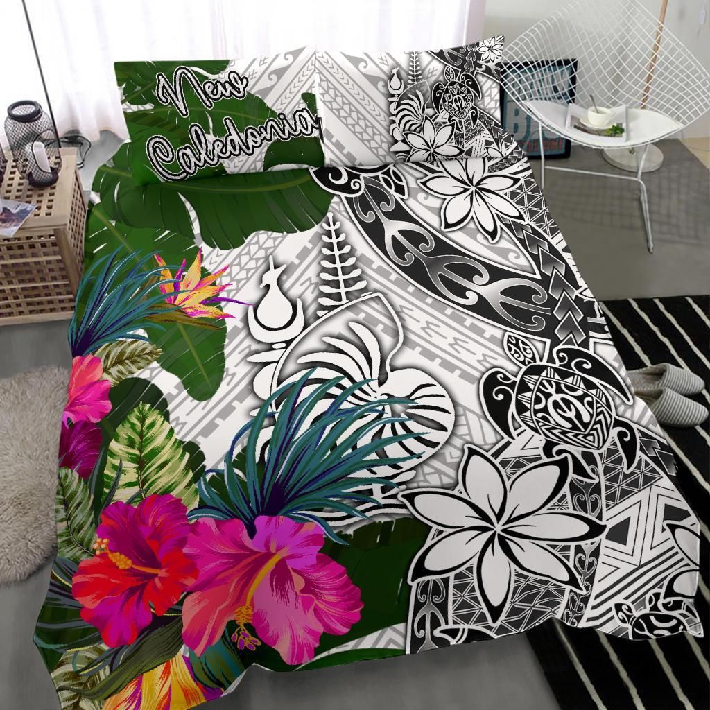 New Caledonia Bedding Set White - Turtle Plumeria Banana Leaf Crest