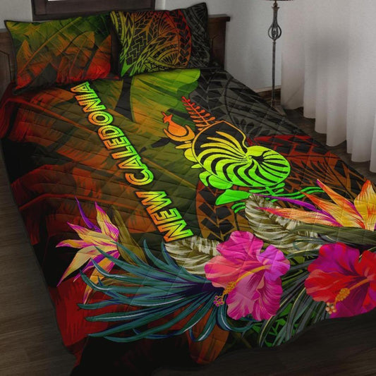 New Caledonia Polynesian Quilt Bed Set- Hibiscus and Banana Leaves