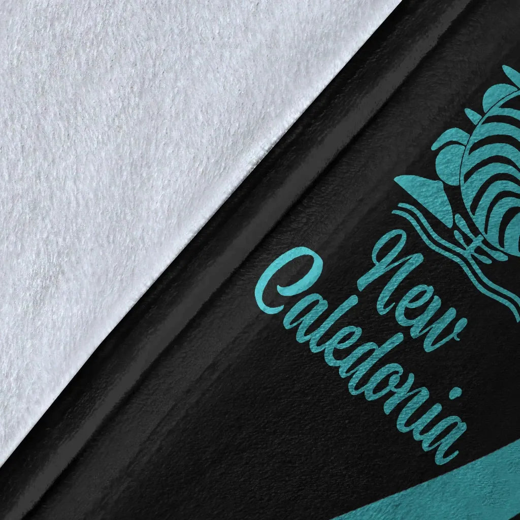 New Caledonia Premium Blanket - Turquoise Polynesian Tentacle Tribal Pattern Crest