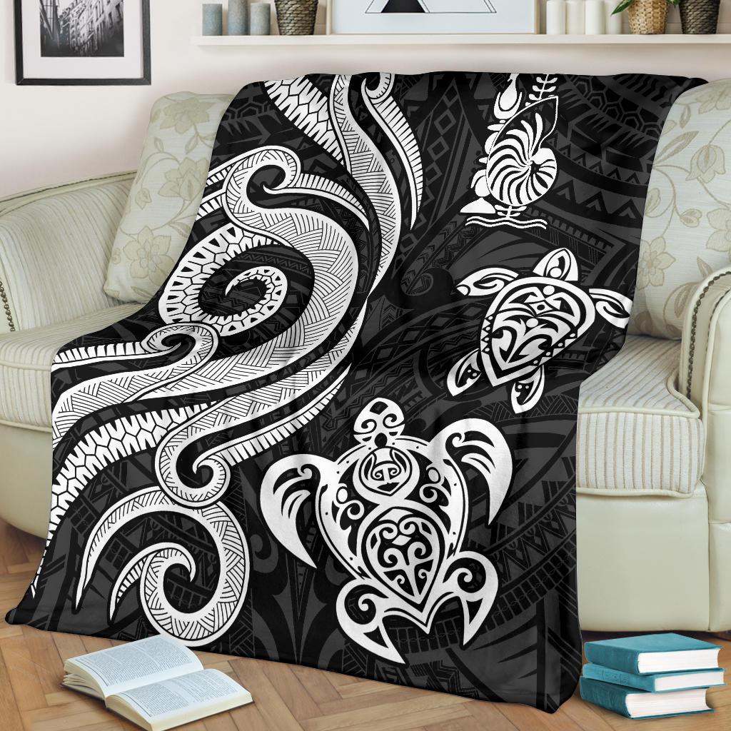New Caledonia Premium Blanket - White Tentacle Turtle