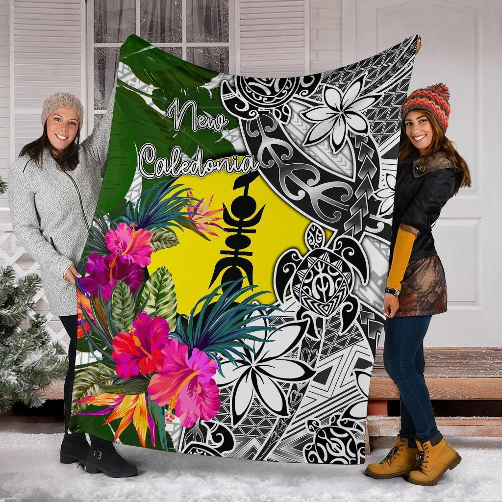 New Caledonia Premium Blanket White - Turtle Plumeria Banana Leaf