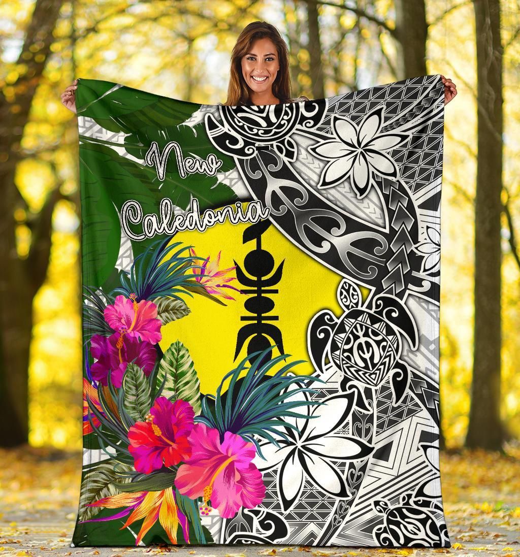 New Caledonia Premium Blanket White - Turtle Plumeria Banana Leaf