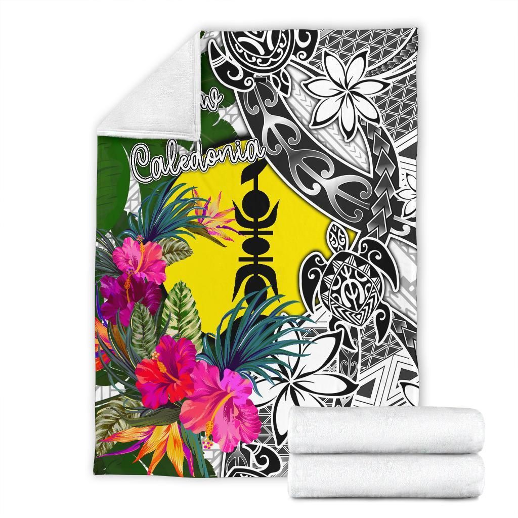 New Caledonia Premium Blanket White - Turtle Plumeria Banana Leaf
