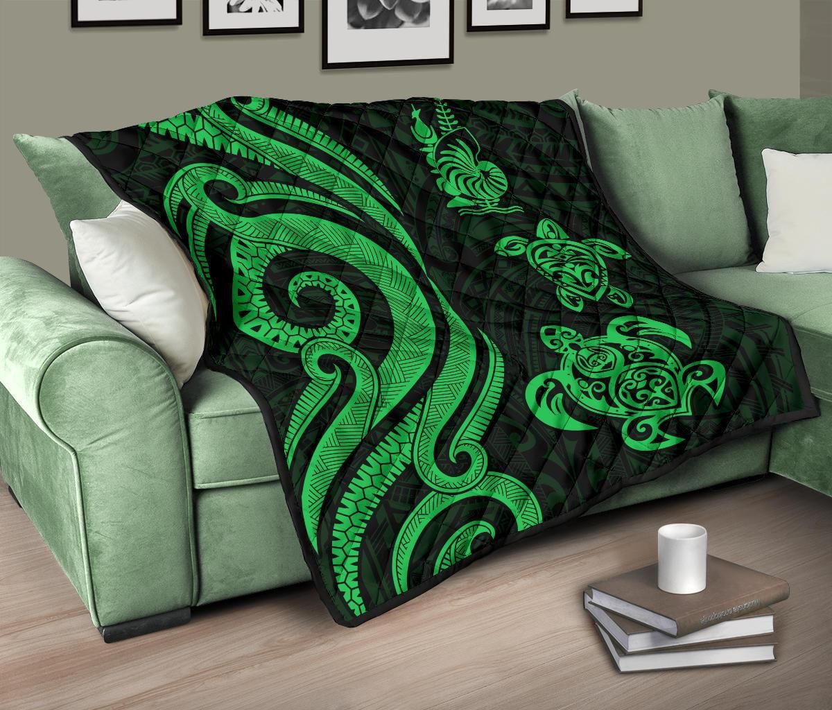 New Caledonia Premium Quilt - Green Tentacle Turtle