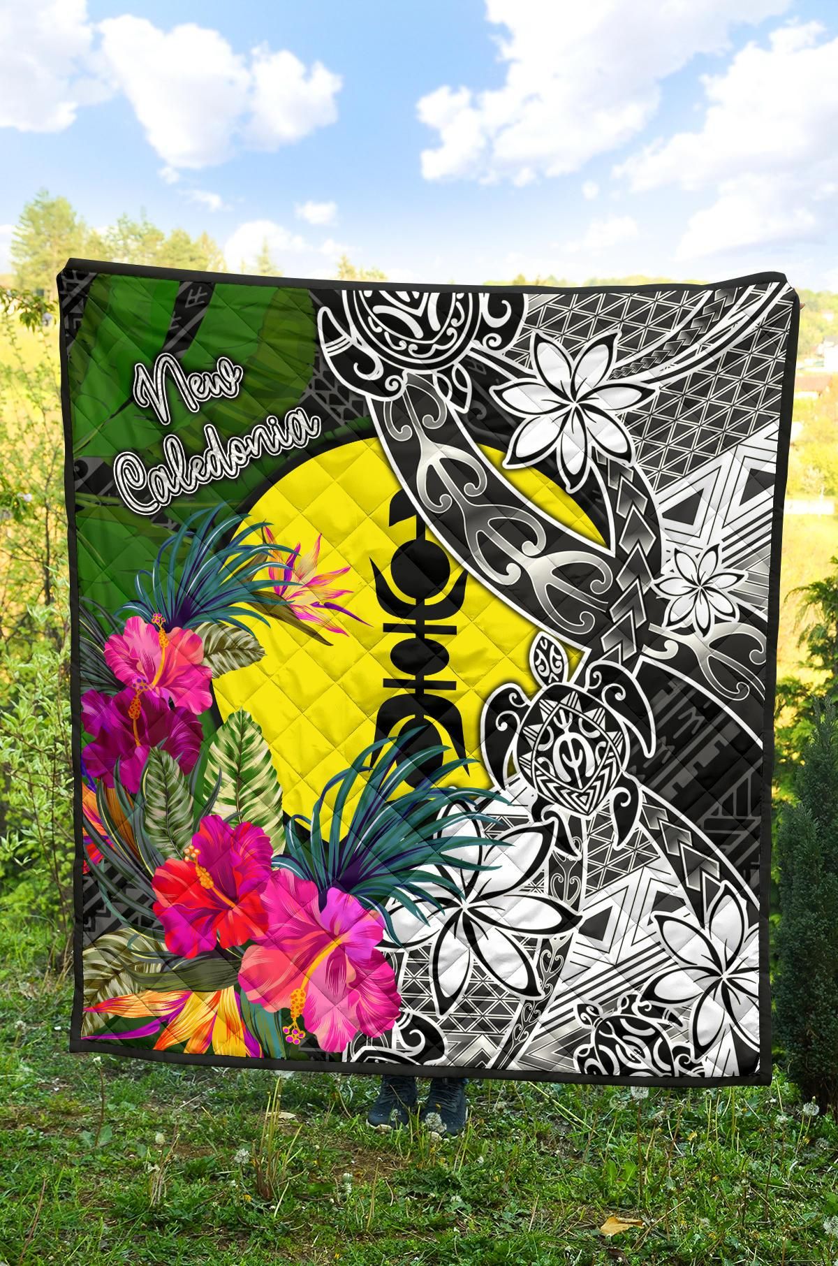 New Caledonia Premium Quilt - Turtle Plumeria Banana Leaf