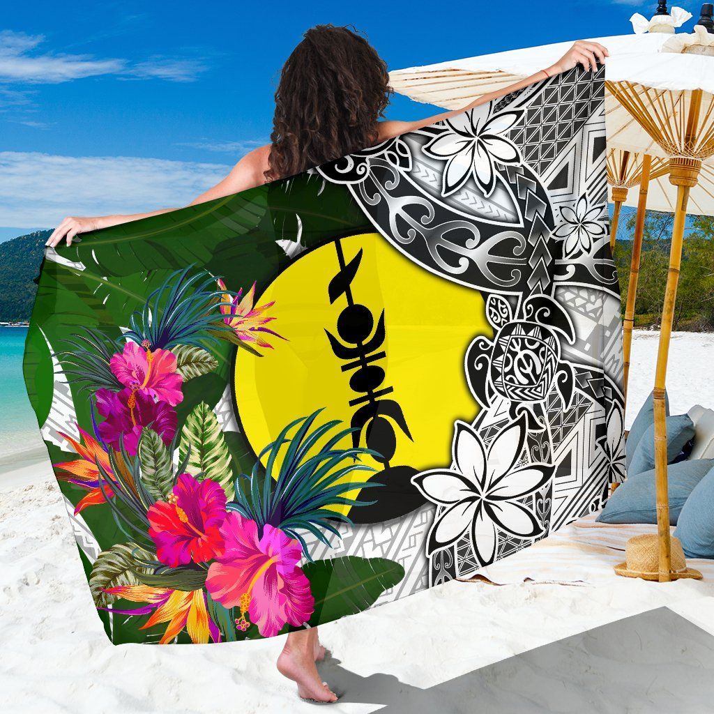 New Caledonia Sarong White - Turtle Plumeria Banana Leaf