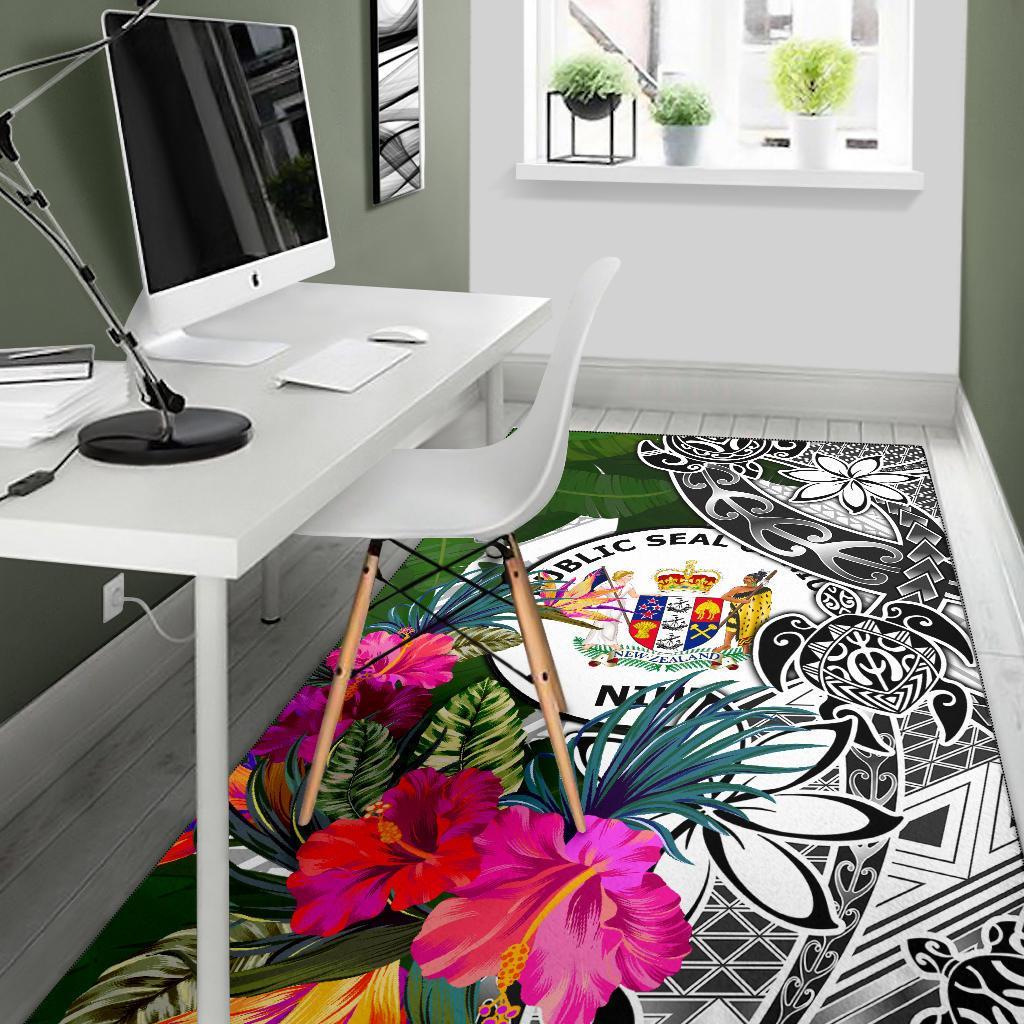 Niue Area Rug White - Turtle Plumeria Banana Leaf