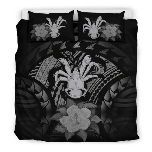 Niue Duvet Cover Set - Coconut Crab & Gray Hibiscus