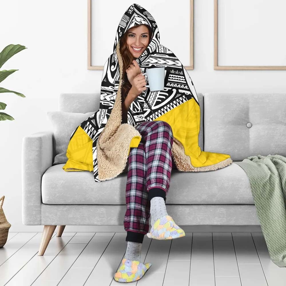 Niue Hooded Blanket - Polynesian Design