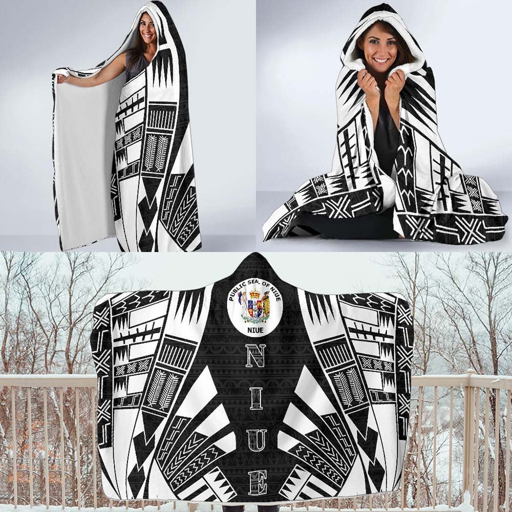 Niue Hooded Blanket - Polynesian Tattoo Black