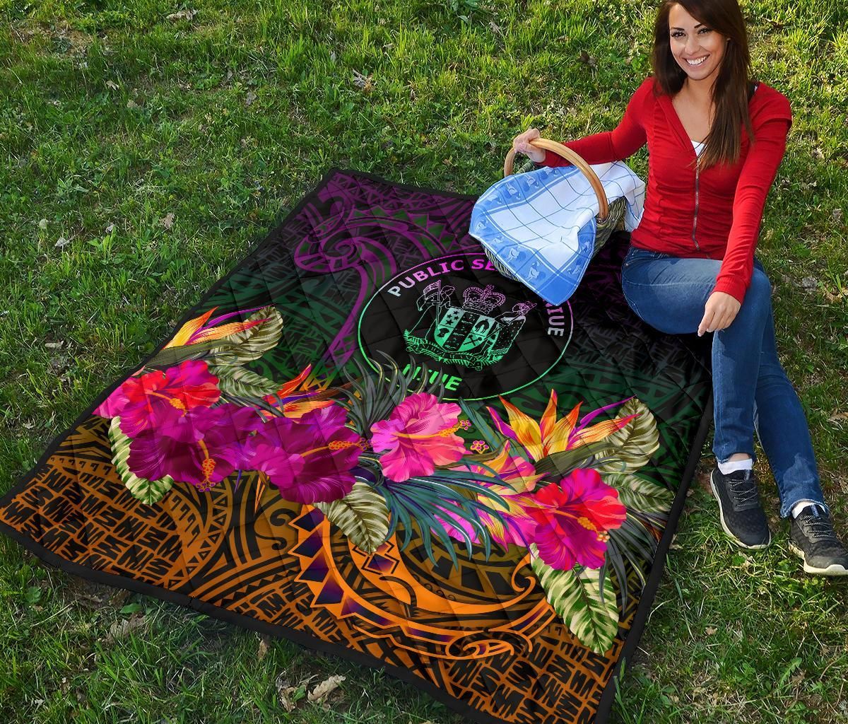 Niue Polynesian Premium Quilt - Summer Hibiscus