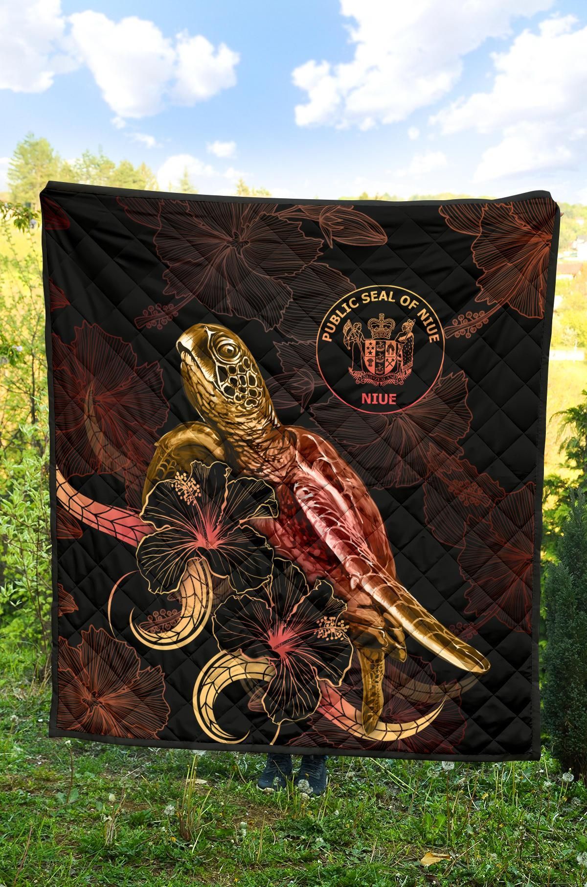 Niue Polynesian Premium Quilt - Turtle With Blooming Hibiscus Gold