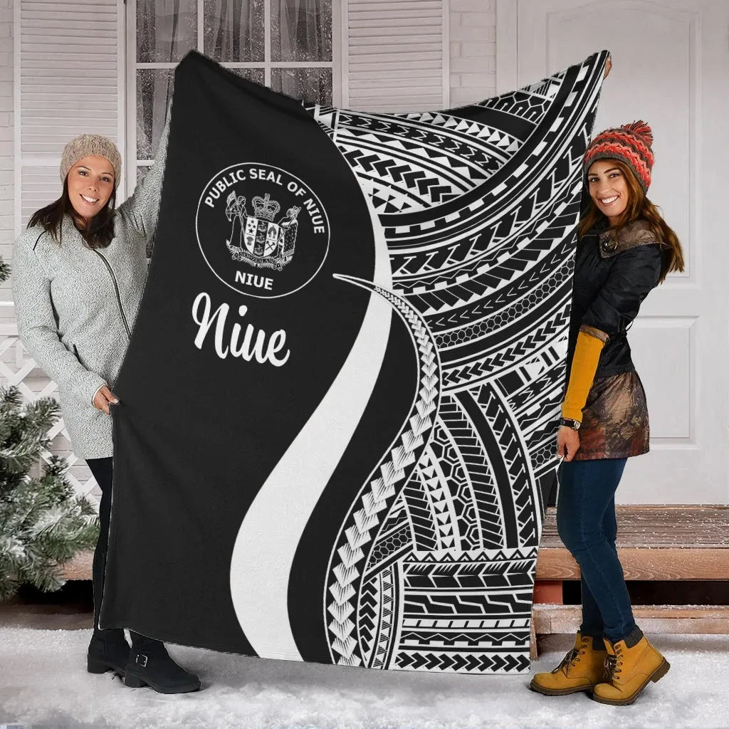 Niue Premium Blanket - White Polynesian Tentacle Tribal Pattern