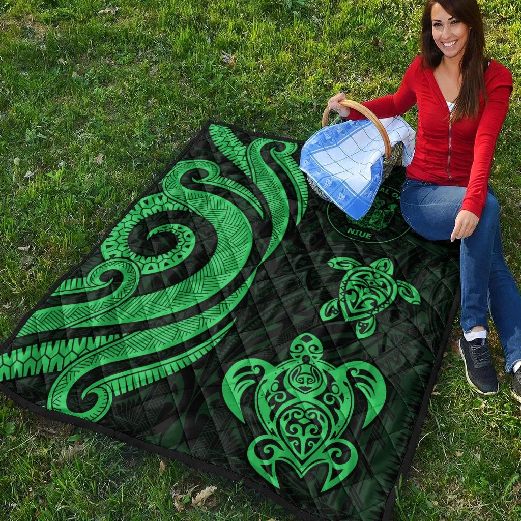 Niue Premium Quilt - Green Tentacle Turtle