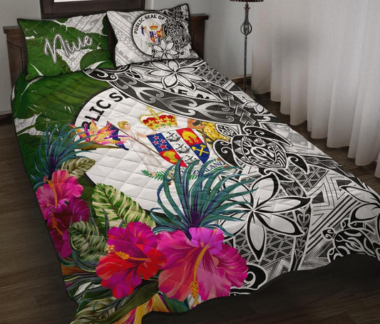 Niue Quilt Bed Set White - Turtle Plumeria Banana Leaf