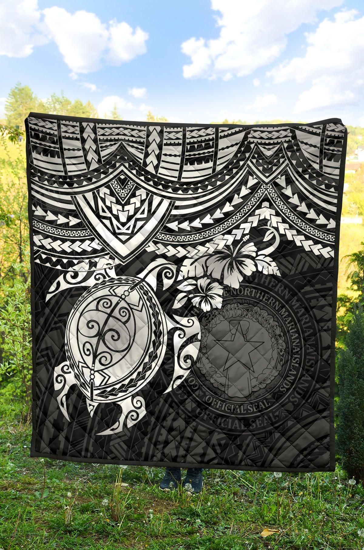Northern Mariana Islands Polynesian Premium Quilt - Northern Mariana Islands Seal & White Turtle Hibiscus