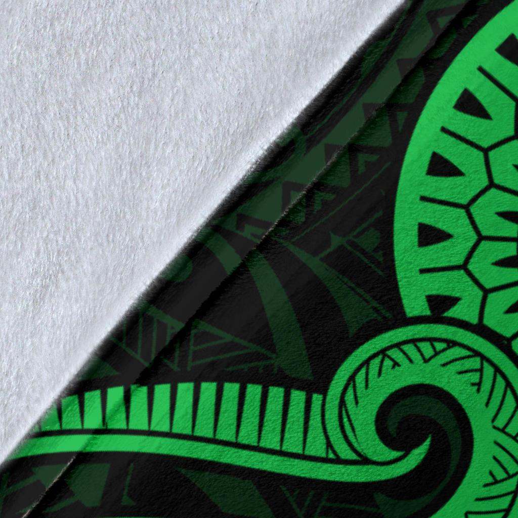 Northern Mariana Premium Blanket - Tentacle Turtle Green