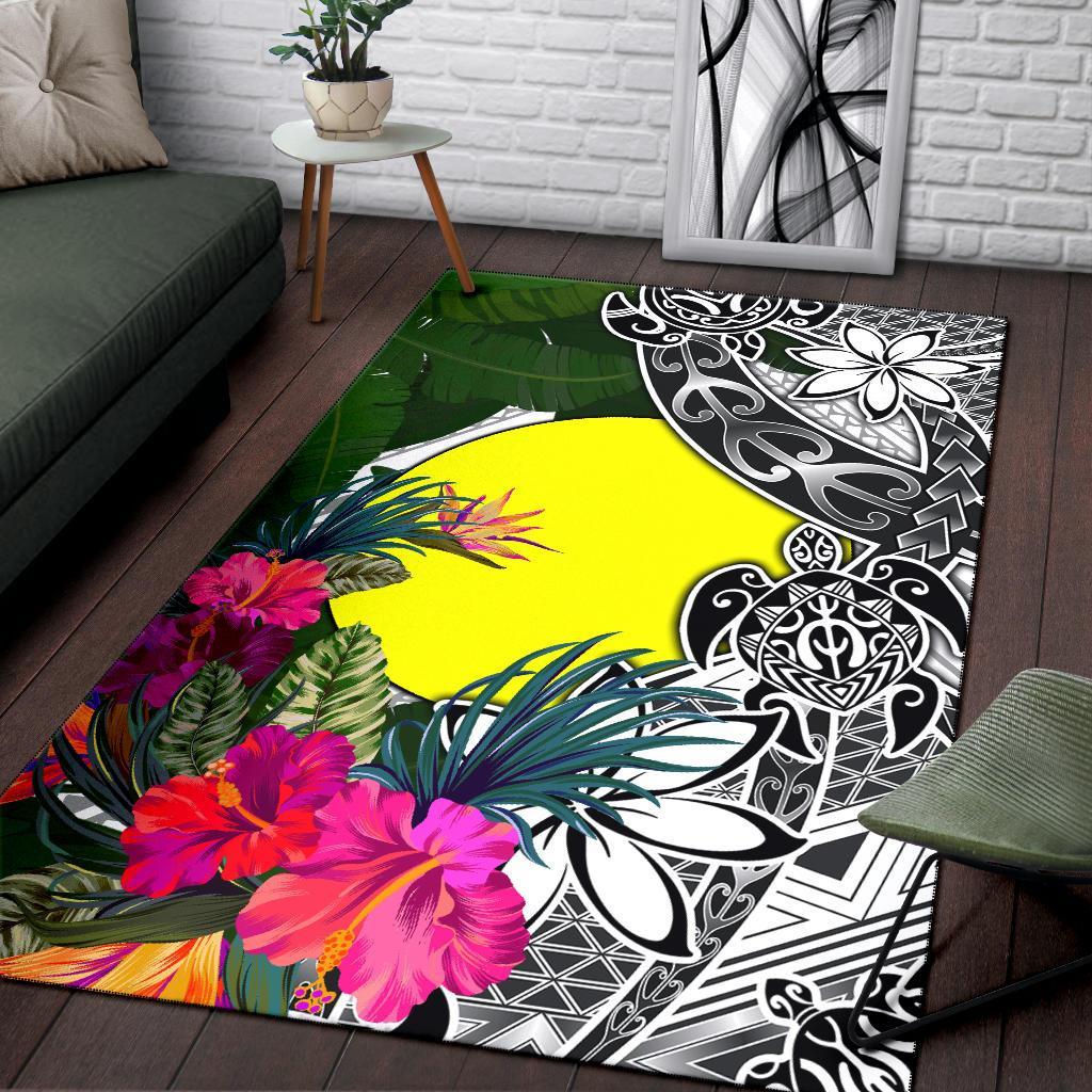 Palau Area Rug White - Turtle Plumeria Banana Leaf
