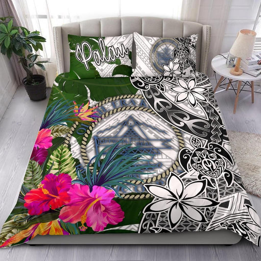 Palau Bedding Set White - Turtle Plumeria Banana Leaf Crest