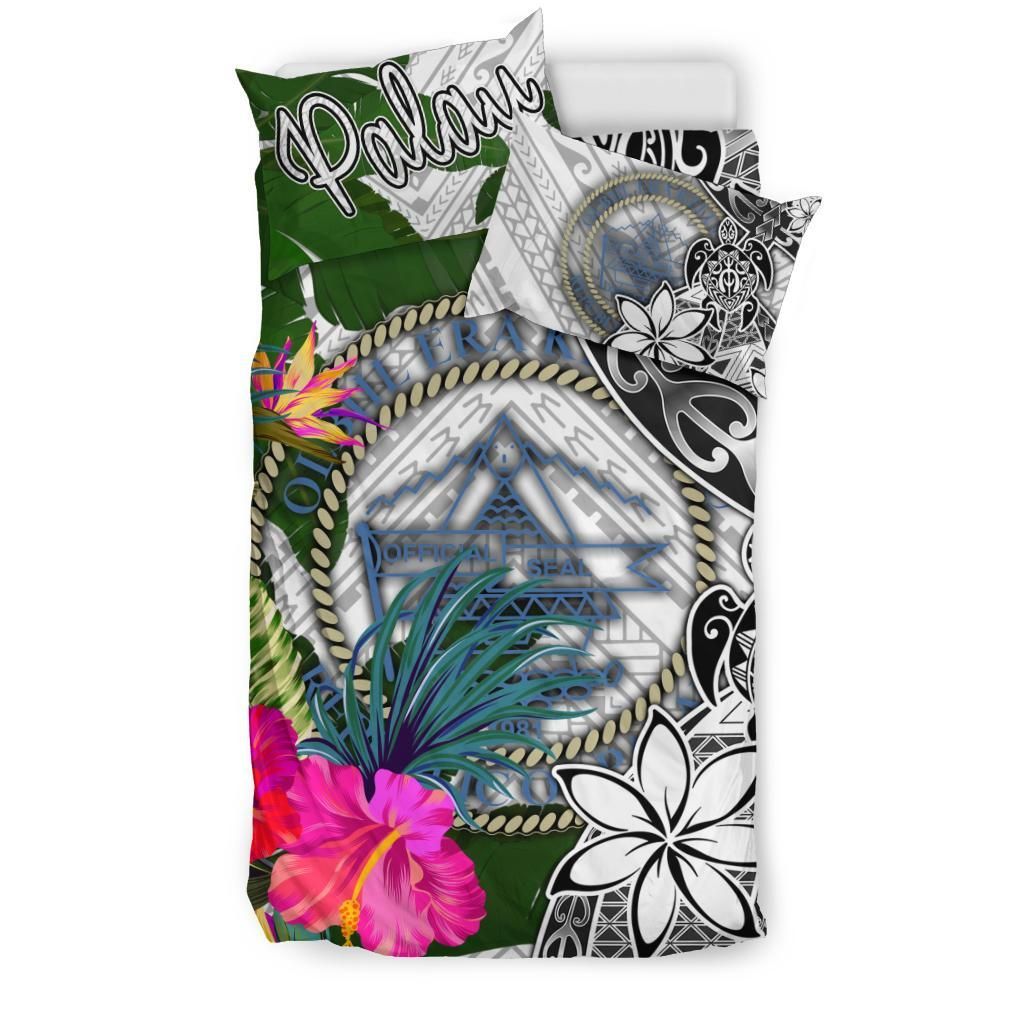 Palau Bedding Set White - Turtle Plumeria Banana Leaf Crest