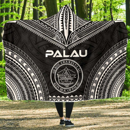 Palau Polynesian Chief Hooded Blanket - Black Version