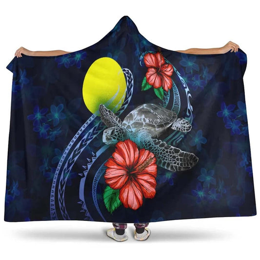 Palau Polynesian Hooded Blanket - Blue Turtle Hibiscus