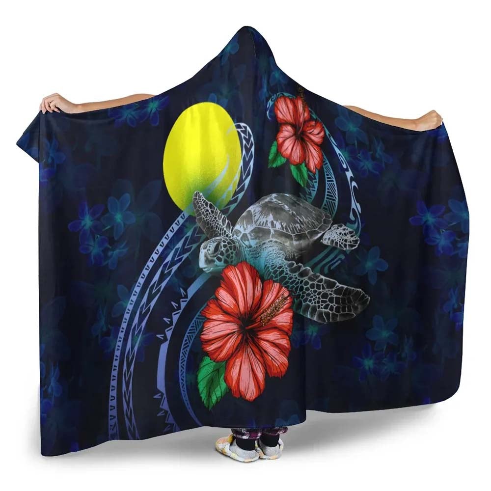 Palau Polynesian Hooded Blanket - Blue Turtle Hibiscus
