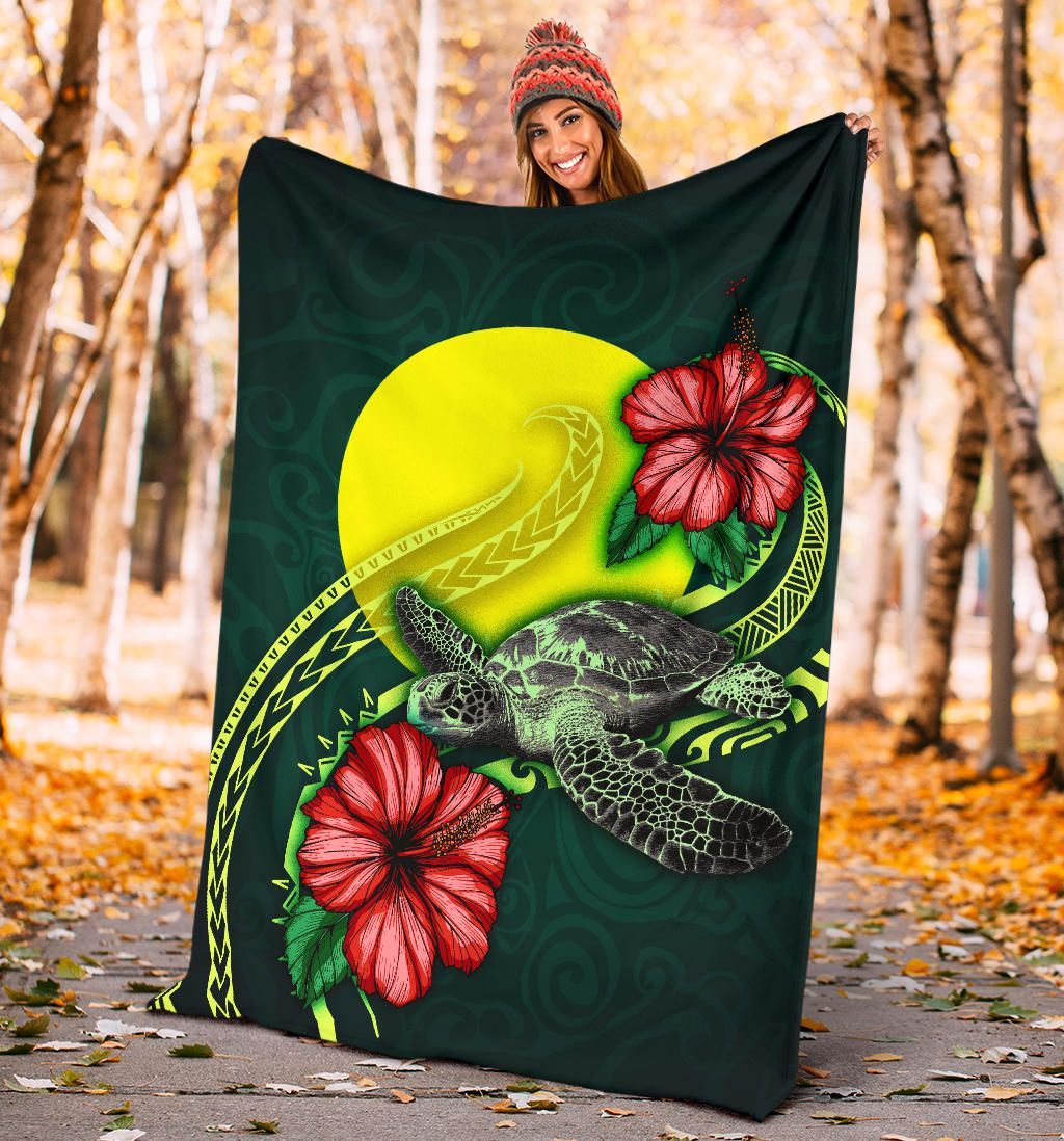 Palau Polynesian Premium Blanket - Green Turtle Hibiscus