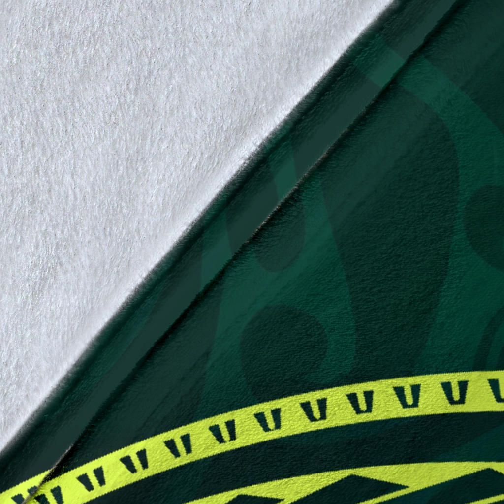 Palau Polynesian Premium Blanket - Green Turtle Hibiscus