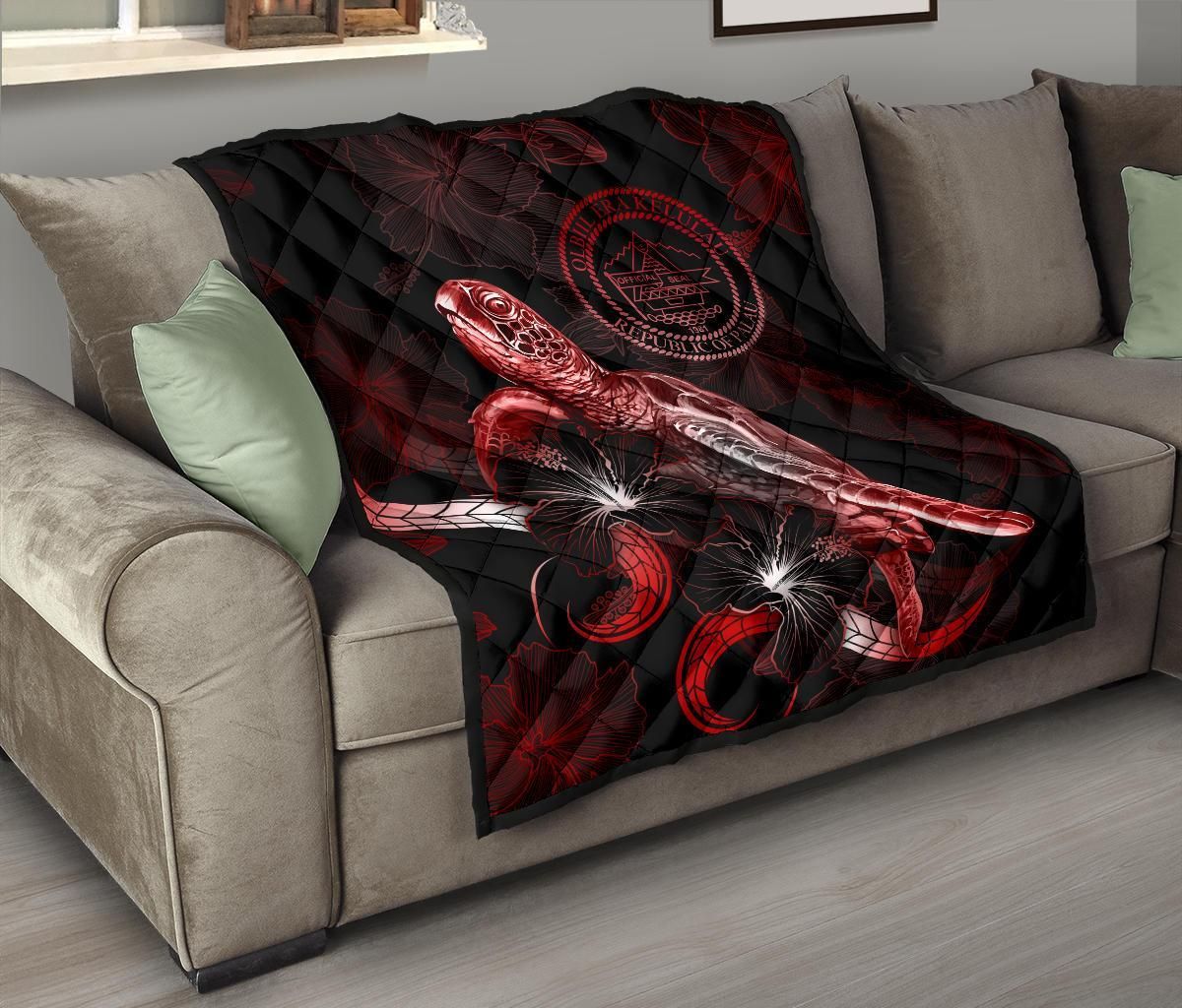 Palau Polynesian Premium Quilt - Turtle With Blooming Hibiscus Red