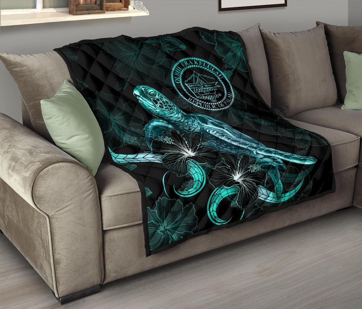 Palau Polynesian Premium Quilt - Turtle With Blooming Hibiscus Turquoise