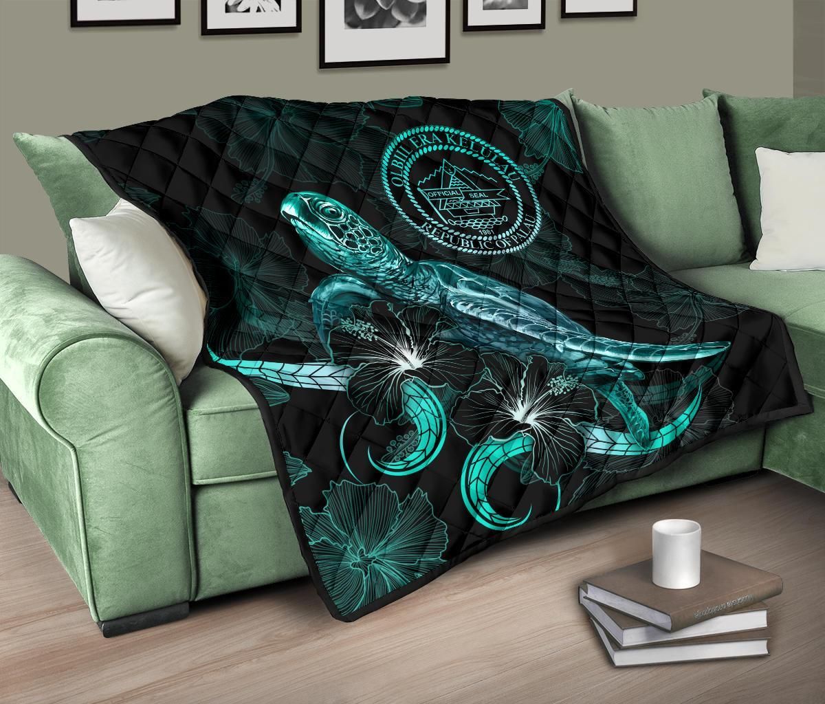 Palau Polynesian Premium Quilt - Turtle With Blooming Hibiscus Turquoise