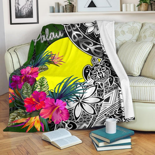 Palau Premium Blanket - Turtle Plumeria Banana Leaf