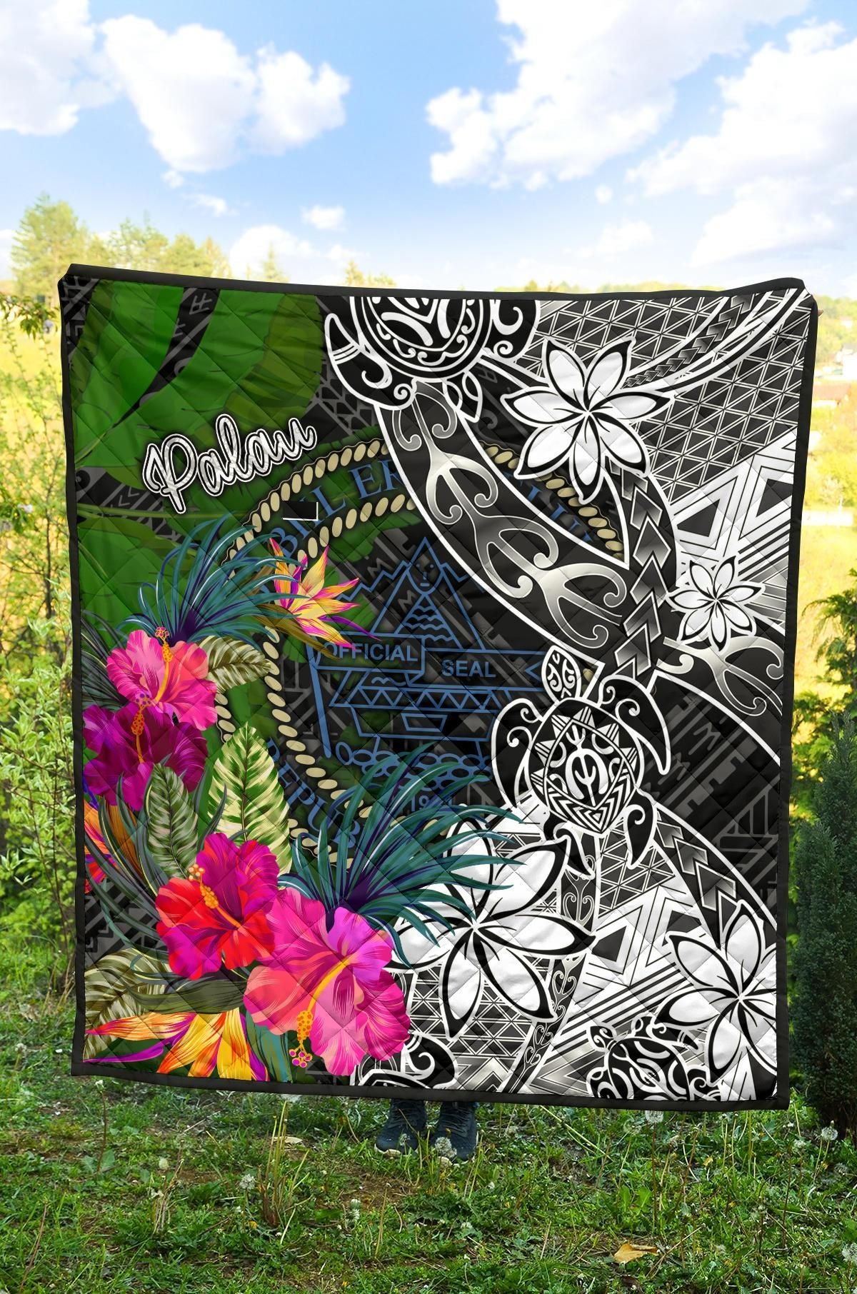Palau Premium Quilt - Turtle Plumeria Banana Leaf Crest