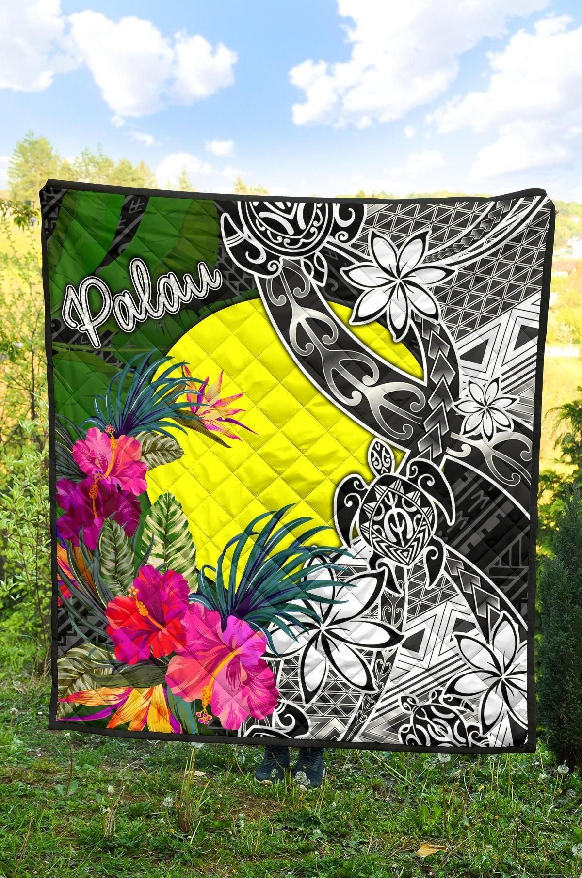 Palau Premium Quilt - Turtle Plumeria Banana Leaf