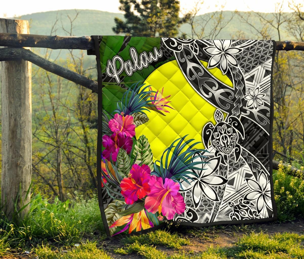 Palau Premium Quilt - Turtle Plumeria Banana Leaf