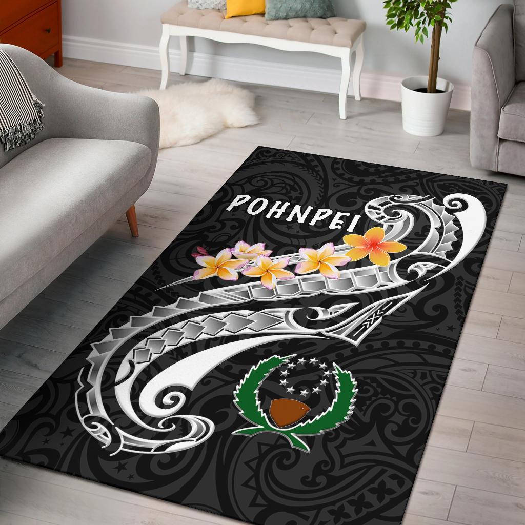 Pohnpei Area Rug - Pohnpei Seal Polynesian Patterns Plumeria (Black)