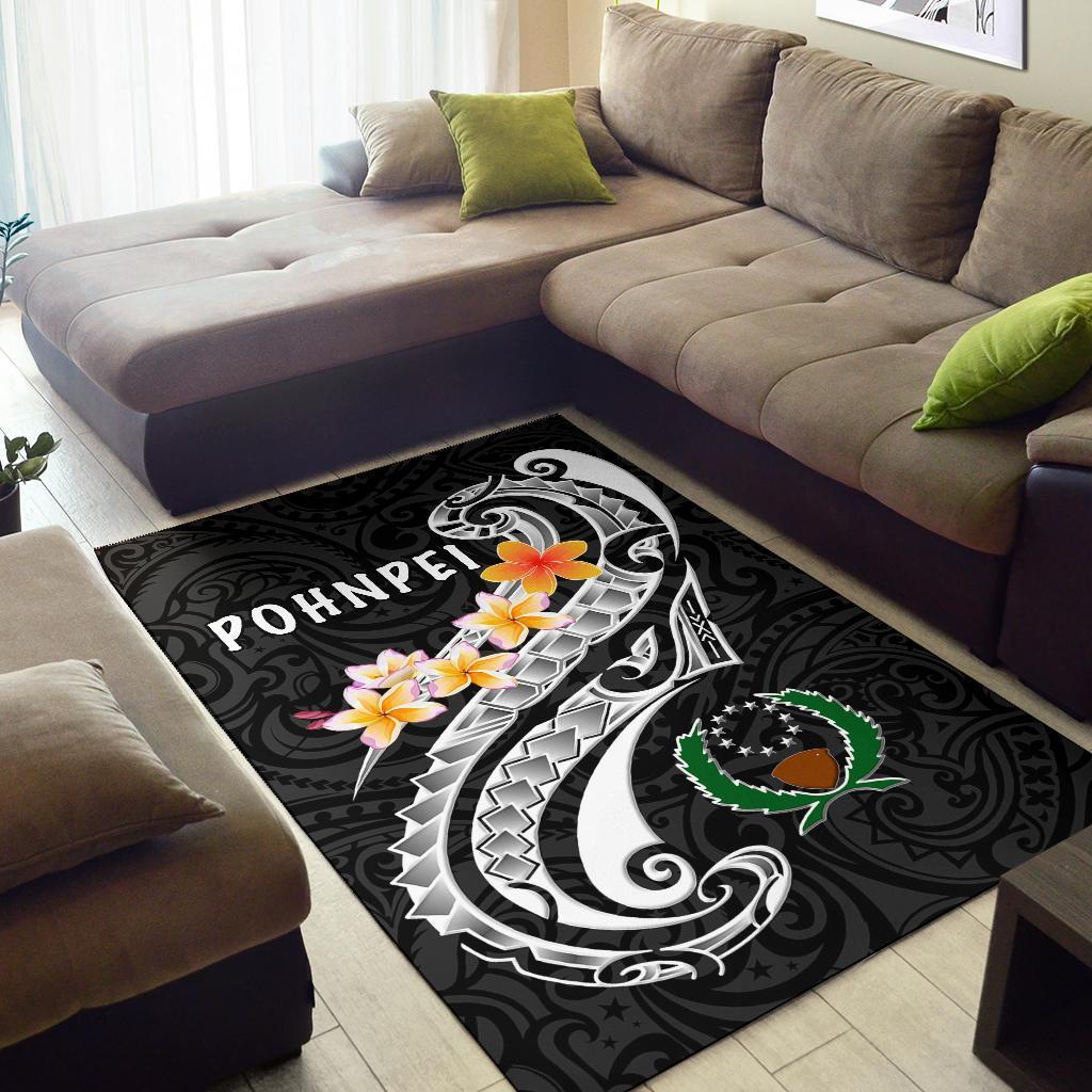 Pohnpei Area Rug - Pohnpei Seal Polynesian Patterns Plumeria (Black)