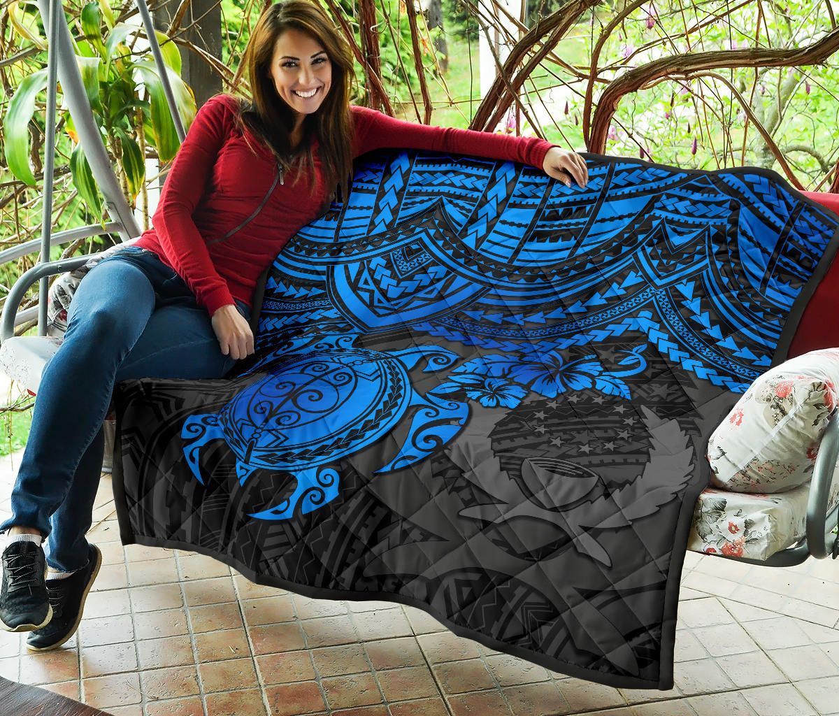 Pohnpei Polynesian Premium Quilt - Polynesian Blue Turtle