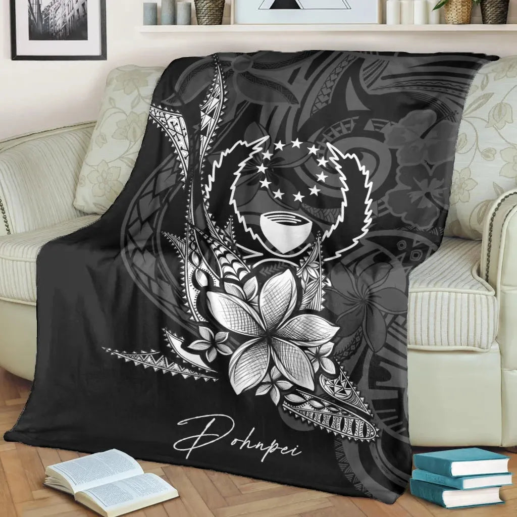 Pohnpei Premium Blanket - Fish With Plumeria Flowers Style