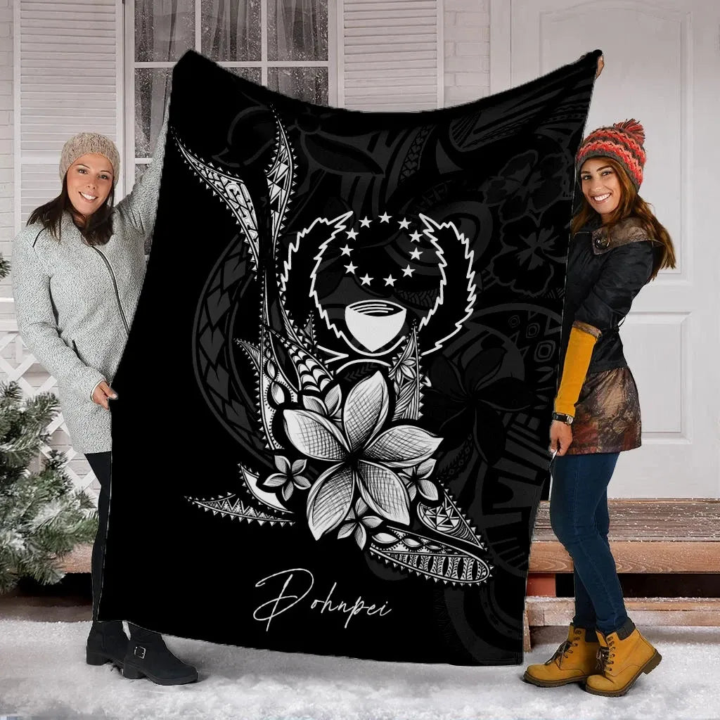 Pohnpei Premium Blanket - Fish With Plumeria Flowers Style